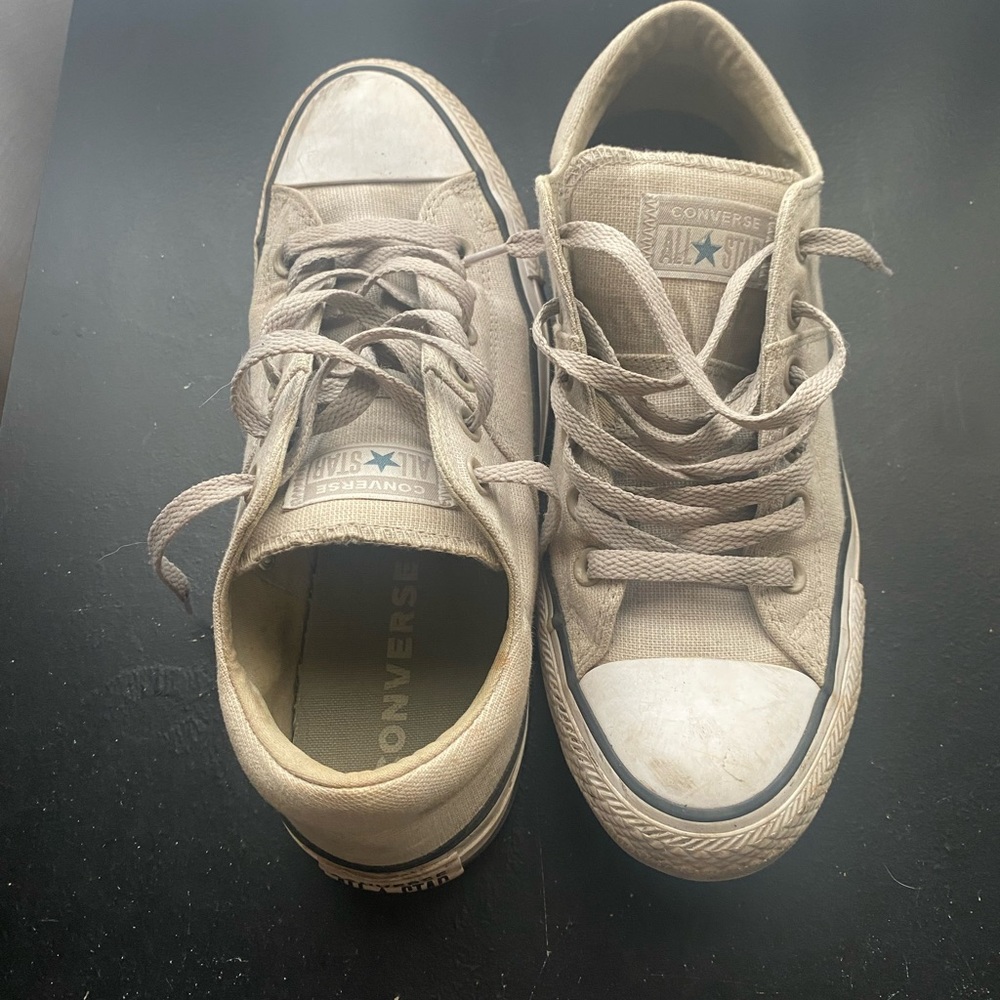 Converse Madison Ox Sneaker- Women’s Size 8.5